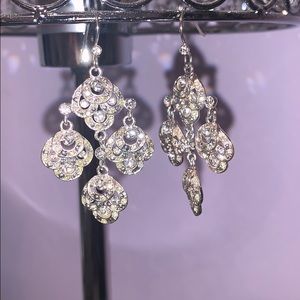 Chandelier earrings